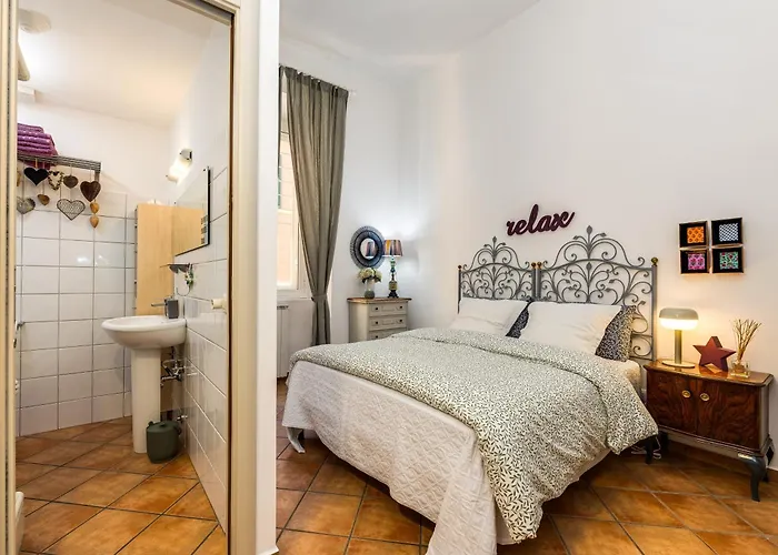 Daire Delizioso A In Posizione Strategica Roma